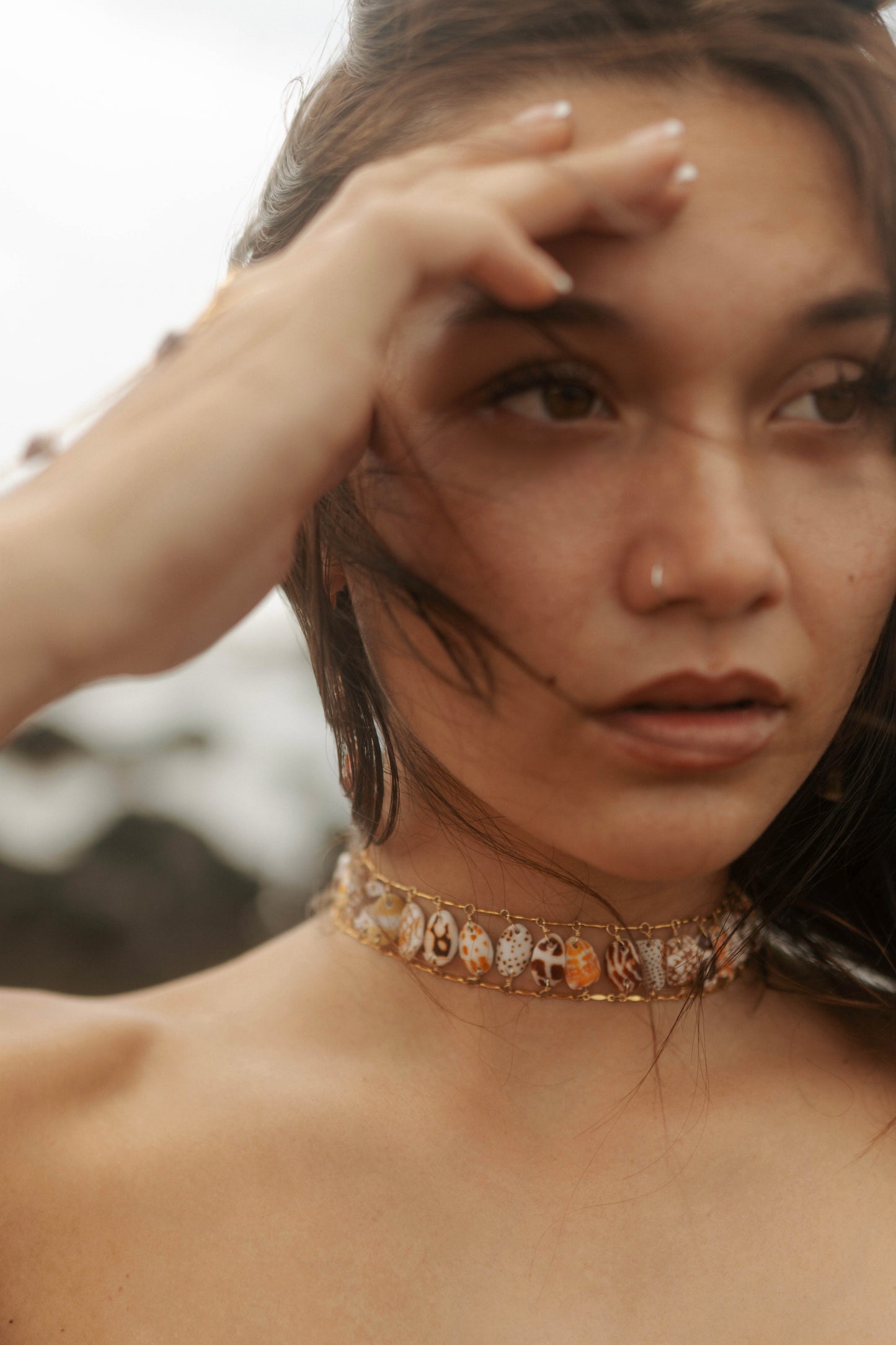 Shell Pieces Choker