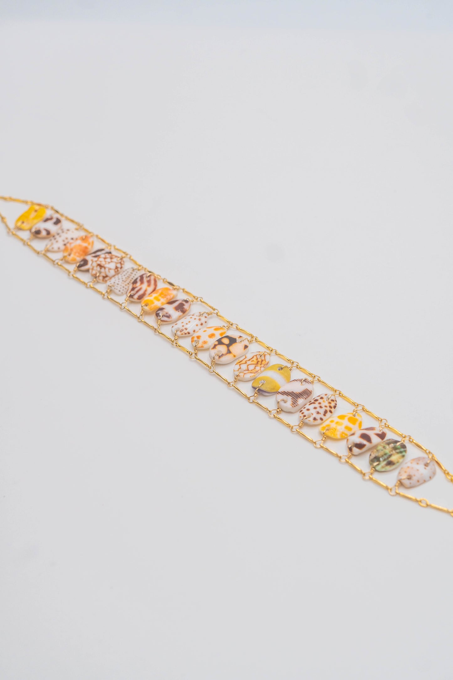 Shell Pieces Choker