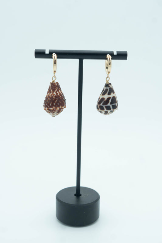 Mismatch Shell Earings