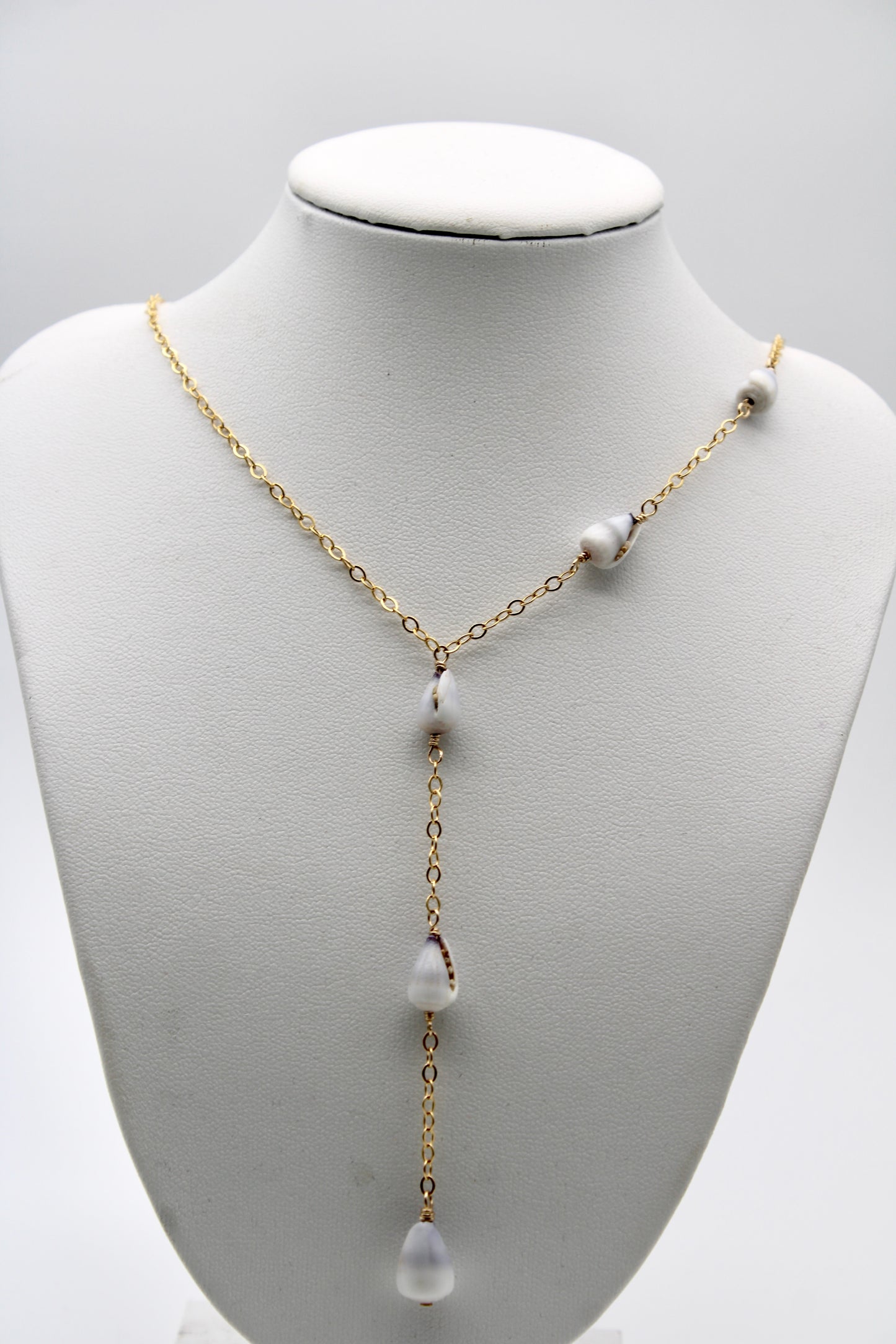 Asymmetrical Dwarf Cone Necklace